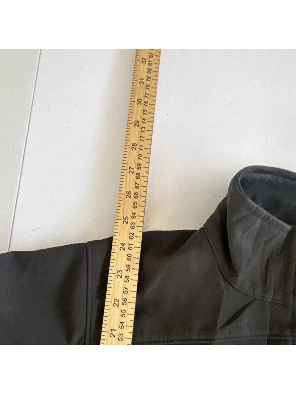 The North Face Men's Black Solid Stand-Up Full Zip Logo Jacket Size S